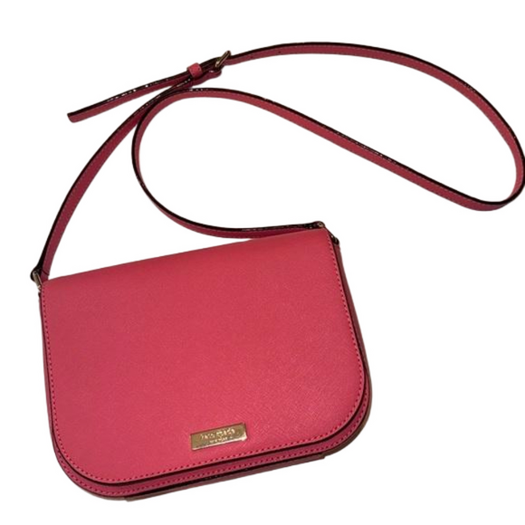 kate spade Handbags - Kate Spade Crossbody with Dust Bag